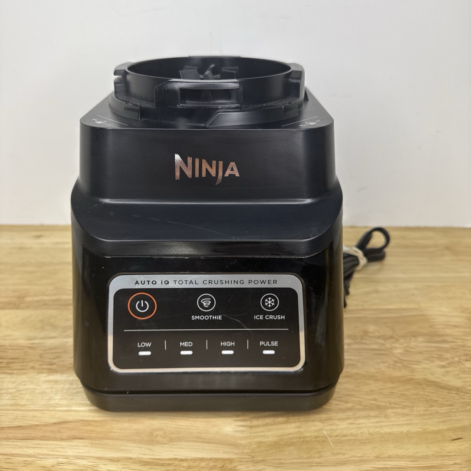 Ninja Auto IQ Professional BN Series 30 Blender 1200W Motor Base Only  -image
