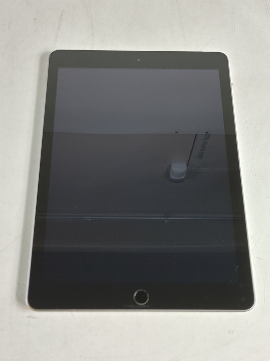Apple iPad 5th Gen A1823 32 GB iOS 16.7.11 Space Gray ( Wi