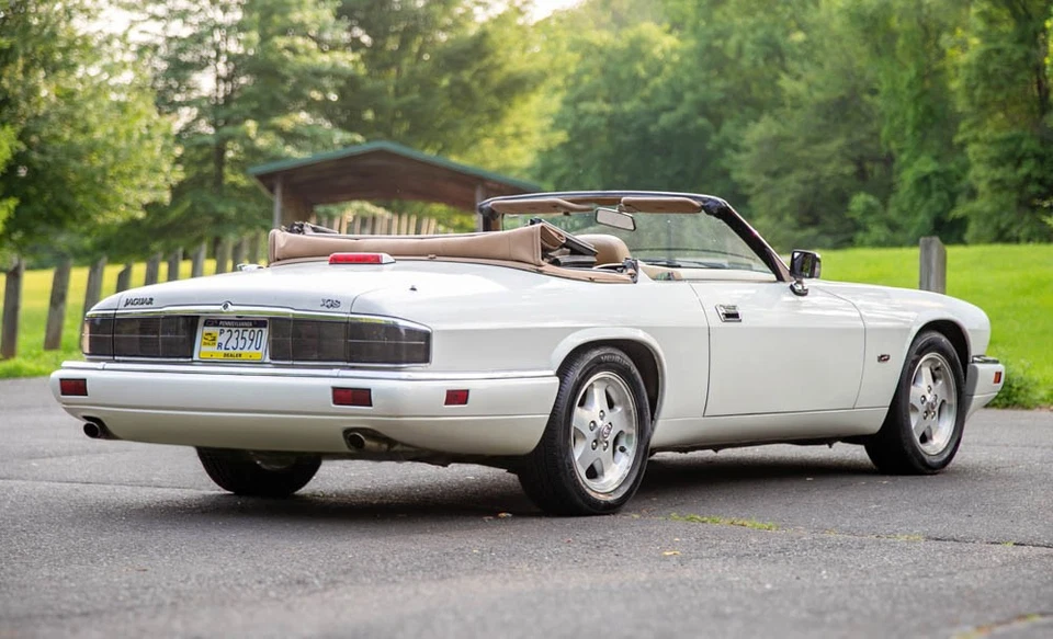 1995 Jaguar XJS Convertible 2+2 73K mi Collectible Carfax We ship! - Image 3 of 4