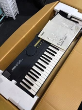 Yamaha EOS YS100 Synthesizer 4-Operator FM 61-Key 1988 Vintage w/ Box Manual