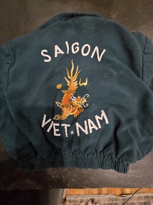 ジャケット・アウター Vietnam Souvenir Jacket 1960's Vietnam Embroidered Black Souvenir Jacket – Front General Store