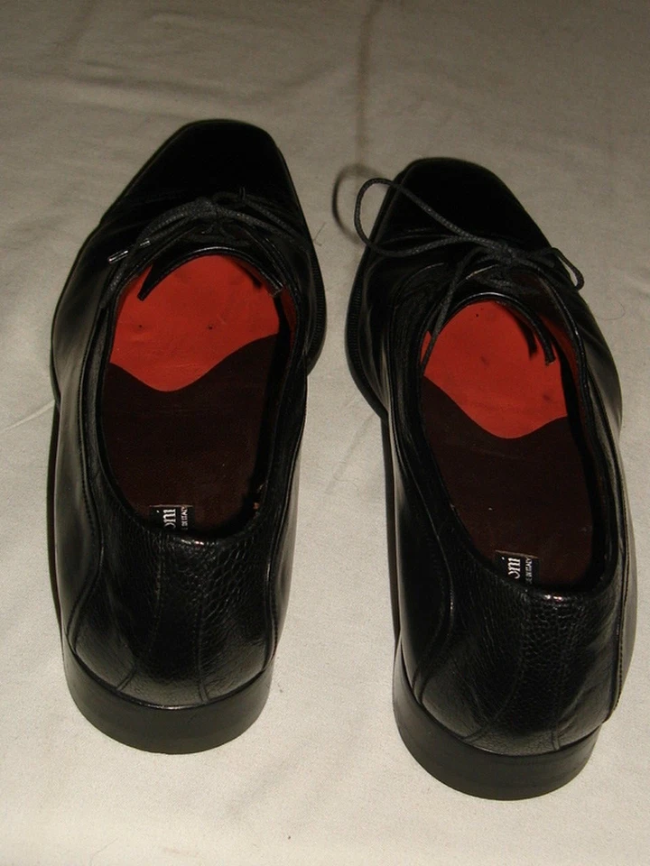 A.TESTONI ETIQUETA NEGRA COSTUZIONE BOLOGNE PUNTERA NEGRA OXFORDS HOMBRE TALLA 11.5G Foto 4 de 4