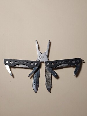 Gerber Clutch Mini Multi Tool - blade engraved Stay 42nd MP Brigade