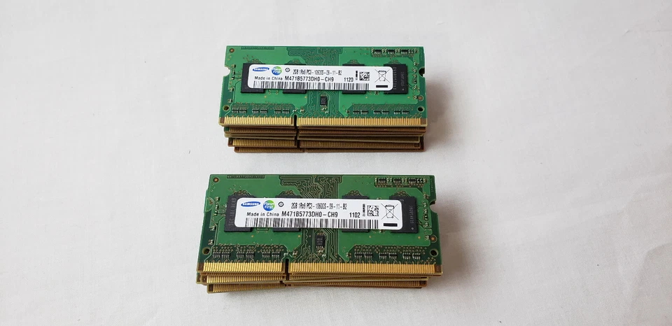 Lot (12) Memory Card 2G 2Rx8 PC3 10600S Samsung M471B5673FH0 - Image 3 of 3