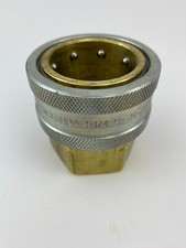 Parker BST-10  Quick Connect 1 1/4"X 1 1/4" FNPT 1700 PSI Brass Quick Coupler