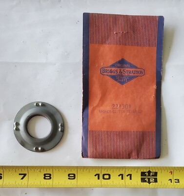#ad Vintage NOS Briggs and Stratton Washer Clutch Retainer P# 221301 $4.00