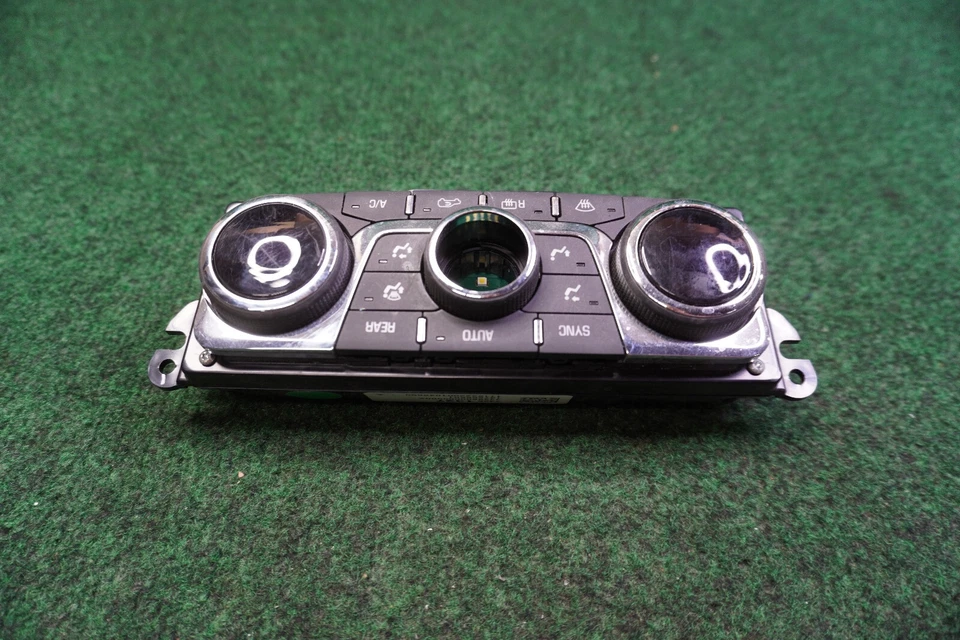 GMC ACADIA 2013 14 15 16 17 control de aire acondicionado 23251327 OEM Foto 4 de 4