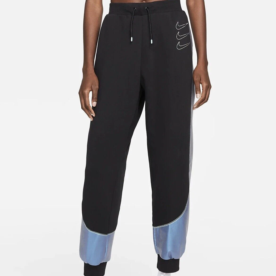 Nike sportswear graphic best sale joggers
