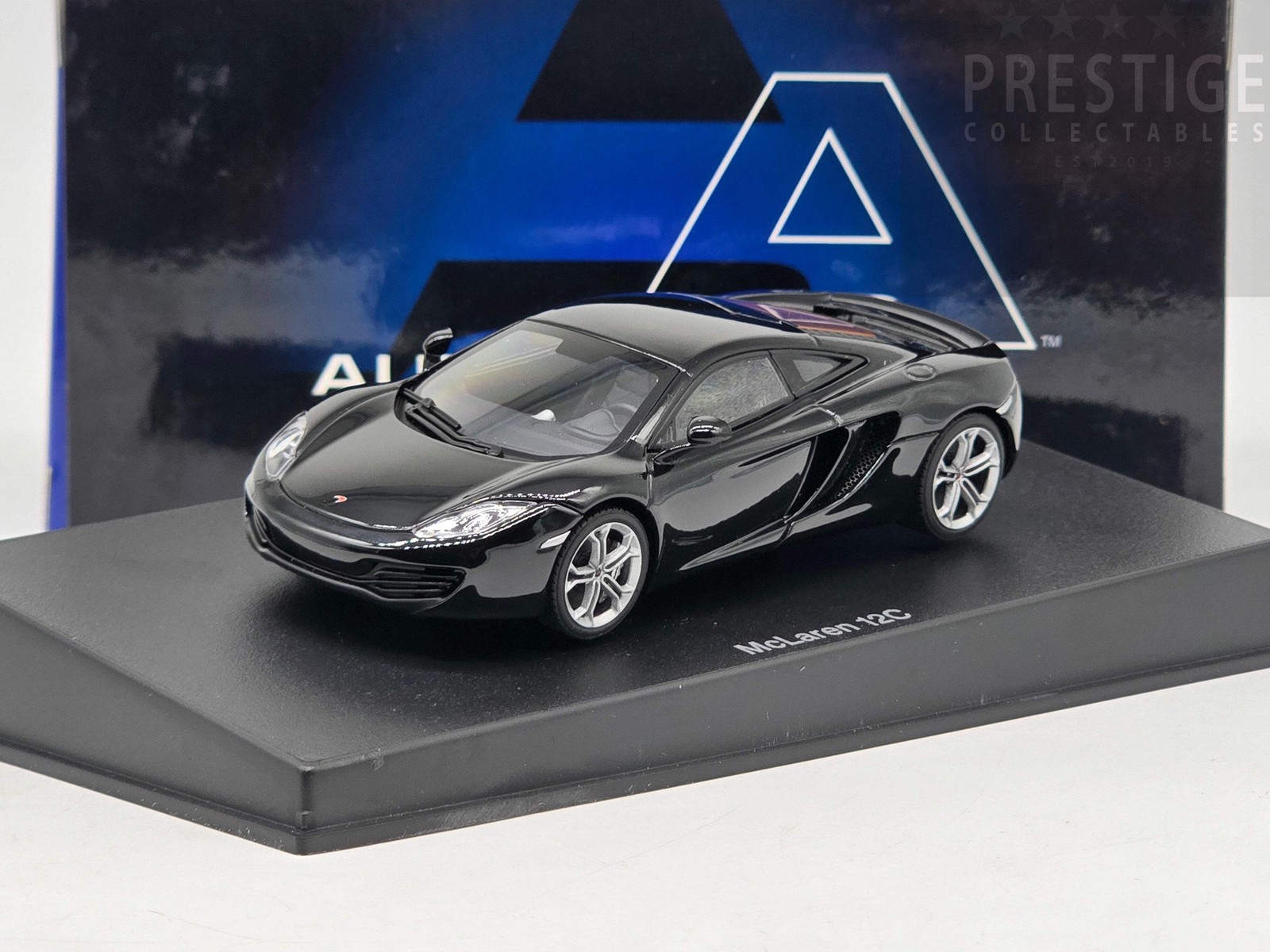 AUTOart McLaren MP4-12C Black 56005