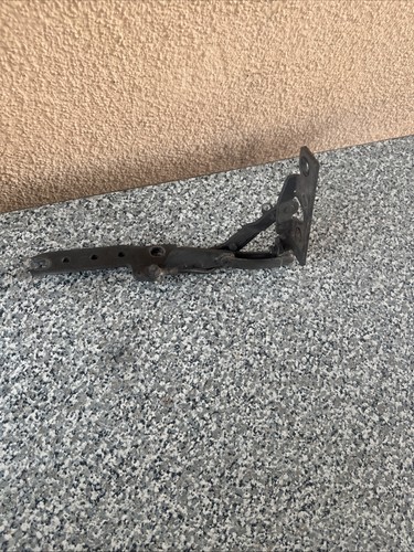 BMW 7-Series 2001 Hood bonnet Hinge left 8240333, 4161ES03 #1466849-85