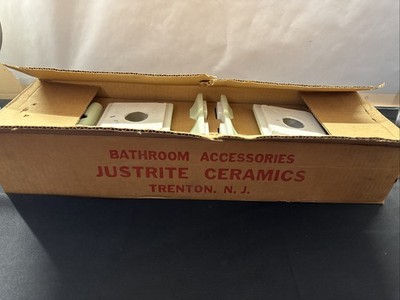 NOS Justrite Ceramics Mid Century Green Bathroom Accessories New In Box