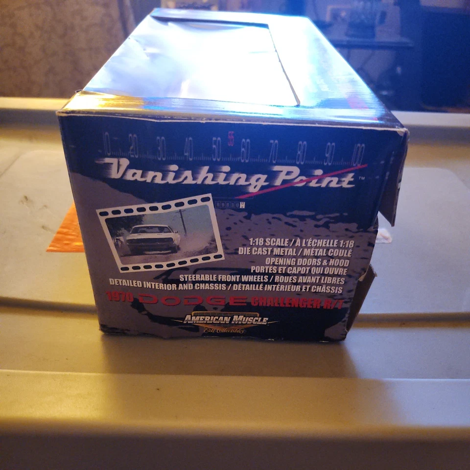 Dodge Challenger R/T 1970 Vanishing Point American Muscle Ertl 1:18 Foto 2 de 4