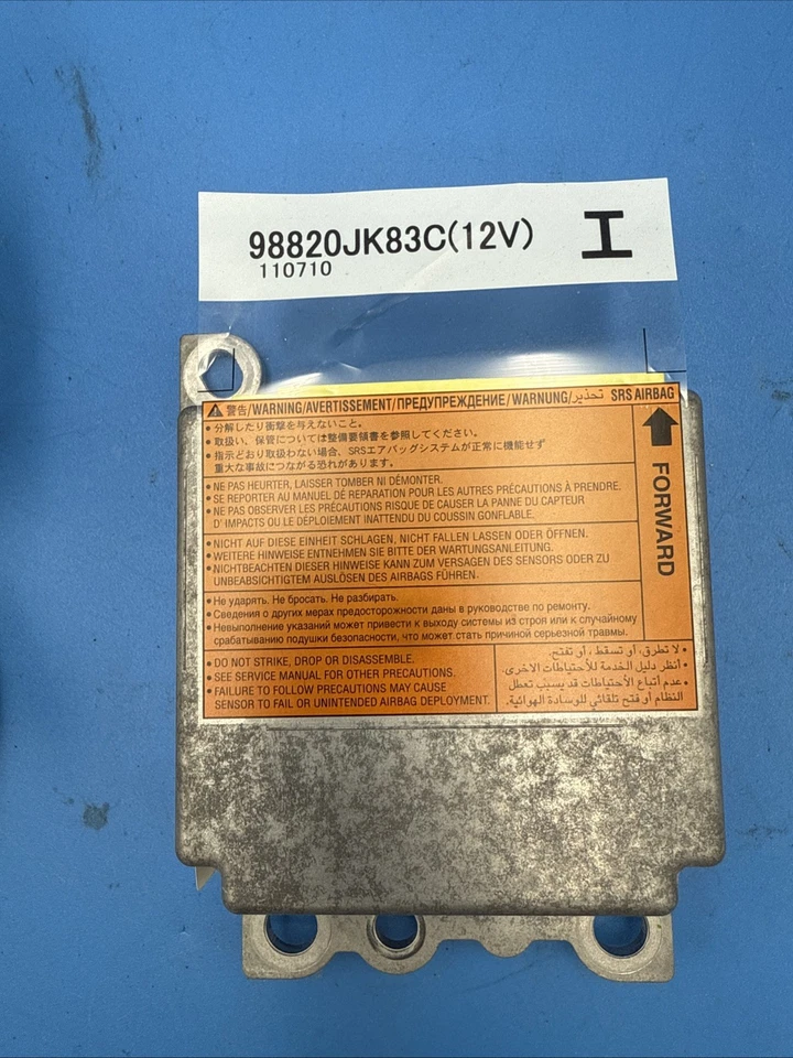 Cinturones de seguridad delanteros para conductores y pasajeros Infiniti G37 2009-2013 sedán (OEM) negros Foto 2 de 4