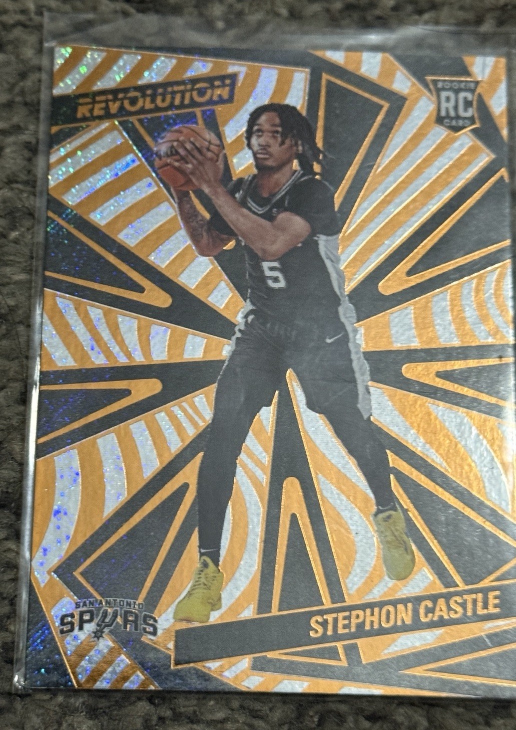 2024-25 Panini Revolution - Rookies Stephon Castle #116 (RC) Spurs Base Card