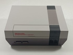 CONSOLE NINTENDO ENTERTAIMENT SYSTEM (NES) DELUXE SET PAL-FRA (COMPLETE - BOX DA