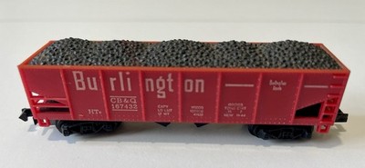 Arnold Rapido N Scale CB&Q Burlington 2-Bay Hopper #167432 W. Germany 1968-1975