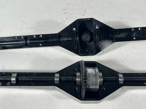 Rare Metal Concepts HD Version Silver Milled Rear Solid Axle Axial Yeti Vanquish - Picture 20 of 24