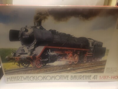 HO  ESCI  MEHRZWECKL LOCO BAUREIHE # 41  NON POWERED