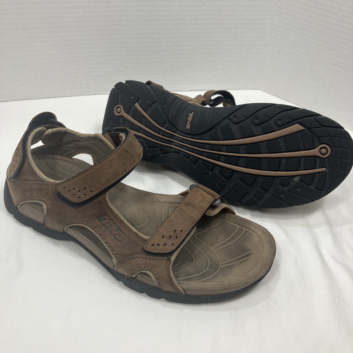 Teva Fossil Canyon Trail Sandals Mens 11 Adjustable Straps  display picture 1