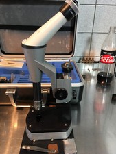 Mikroskop ATI ungeprüft , deshalb vorsichtshalber als defekt Zubehör unvollständ