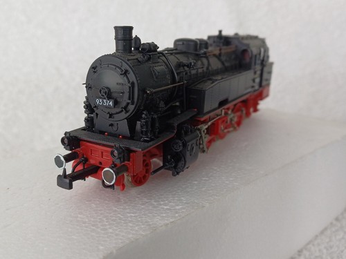 ROCO 04122A DR BR93 374 2-8-2T STEAM LOCO HO GAUGE - Picture 9 of 12