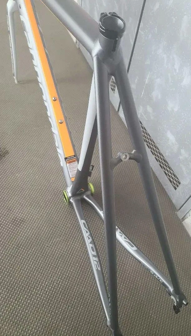 2016 Cannondale CAAD12 Alloy Road Frame 54cm Silver/Orange Indoor