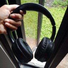 NEW SEALED - Beats Studio3 Skyline Collection Wireless Headphones - Red/ Blue