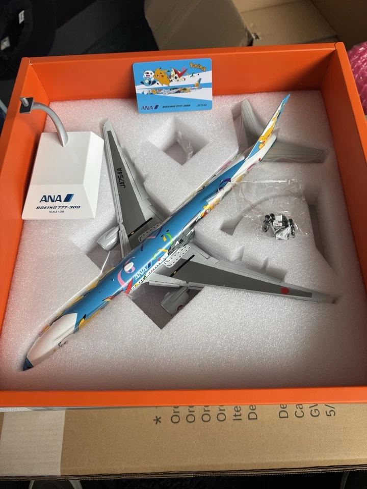 JC Wings 1/200 ANA Nippon Boeing 777-300 JA754A Pokemon Livery - Image 3 of 3