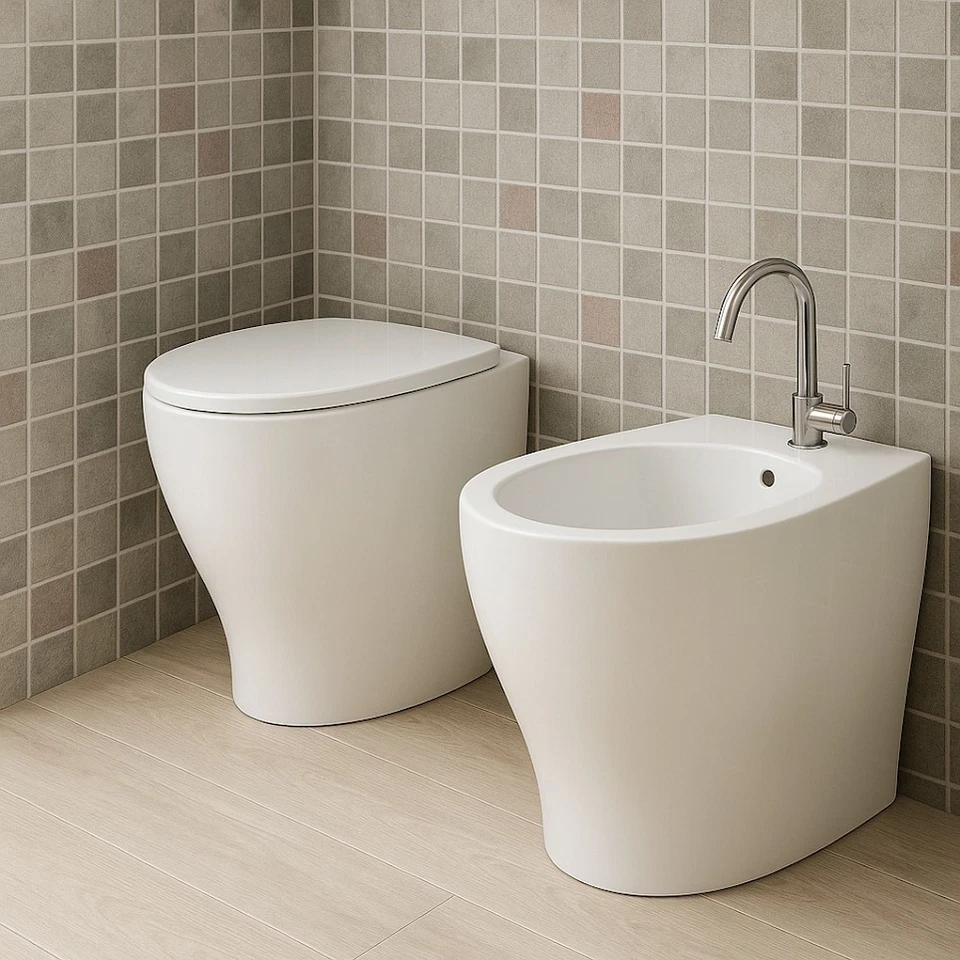Domus Faleri sanitari serie Mascalzone filo muro Wc + bidet + sedile