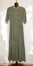 Handmade 70s Prairie Green Floral Cottagecore Farm Dress Lace Trim Buttons