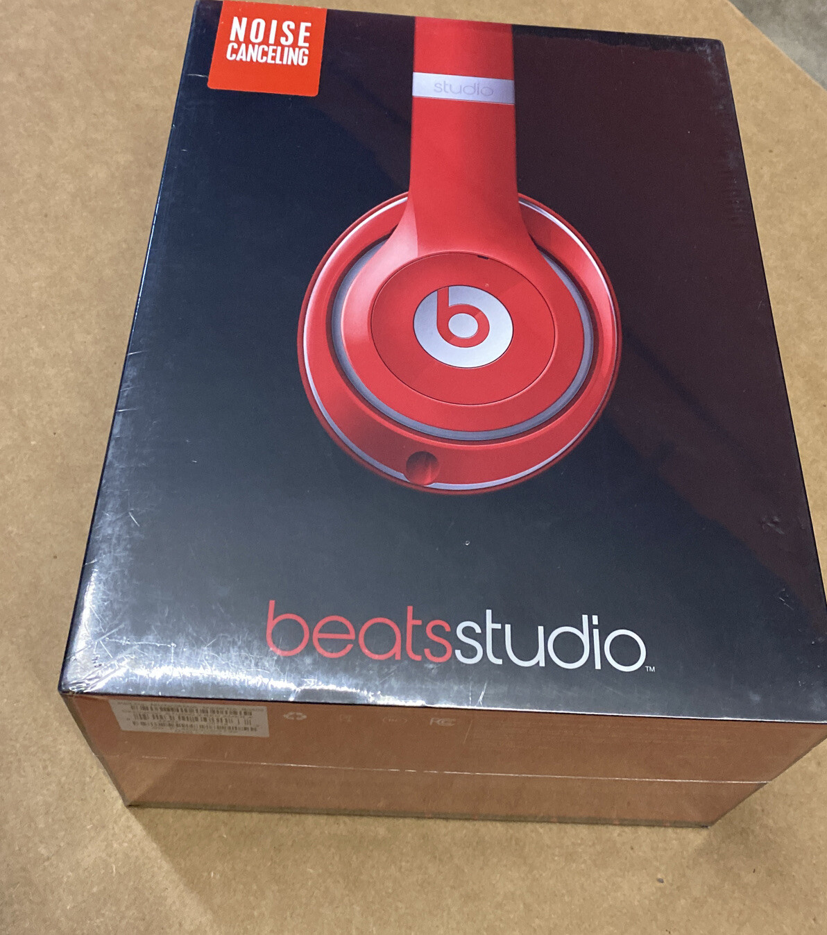 Beats by Dr. Dre Studio 2.0 Over the Ear Headphone Red Brand New