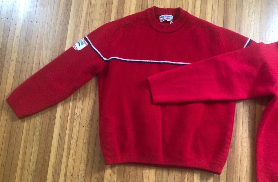 Boy's Medium - Large Vintage Austria Red Ski Wool Sweaters - Image 2 of 4
