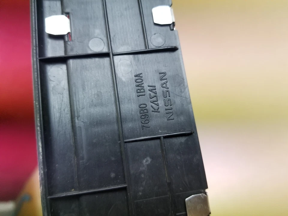 2008-2012 Infiniti EX35 M37 Rear Right Door Sill Plate Step Trim 769B01BA0A OEM — 第 4/4 张图片