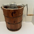 Vintage Pre OwnedWhite Mountain 4 qt Manual Crank Ice Cream Freezer Maker2