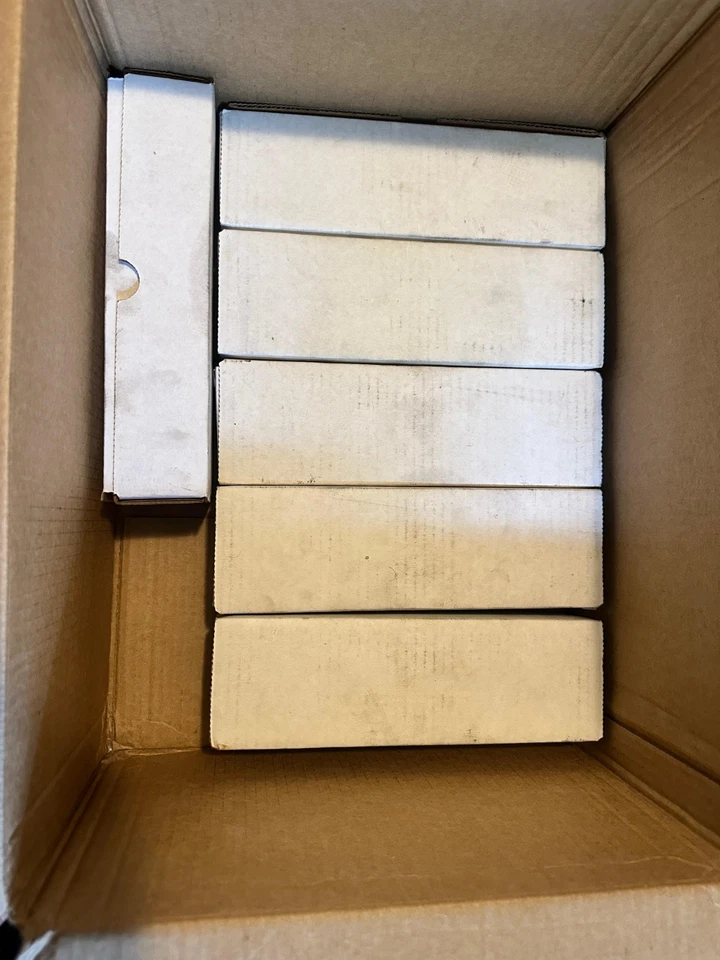 Inyector de combustible original VOLVO D13 MACK MP8 Reman. OEM 85013611 Delphi Foto 3 de 4