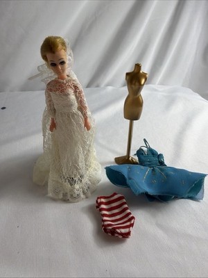 Vintage Topper Dawn Doll in Wedding Bell Dream Dress  Plus Stand And Clothes