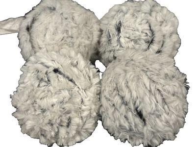 Lion Brand Yarn - 323-204AI - Go for Faux Yarn - Chinchilla - 14 oz Lot