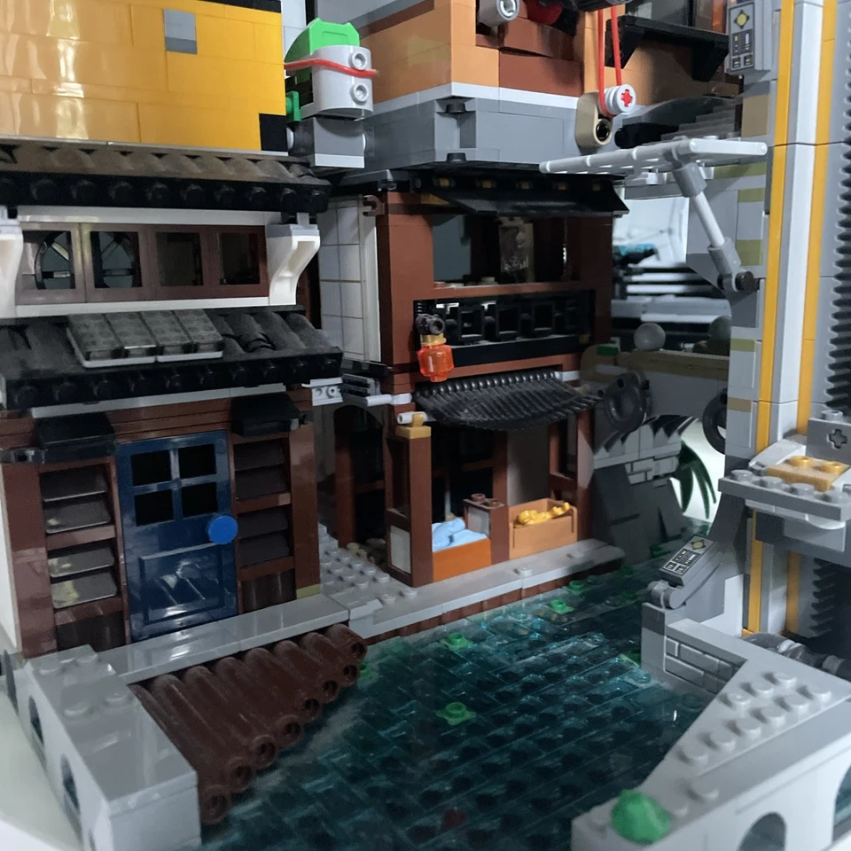LEGO 70620 NINJAGO City, photo 3 of 5