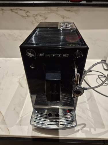Melitta Caffeo Solo & Perfect Milk Kaffeevollautomat, Schwarz (E957-204)