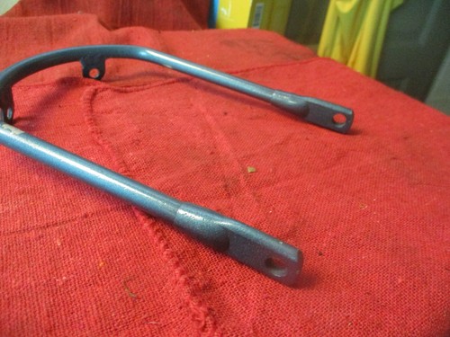 1970 Triumph Bonneville Front Fender Brackets T120R TR6 Part # 052625 - Picture 17 of 24