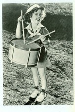 CELEBRITY-SHIRLEY TEMPLE-WITH DRUM-4