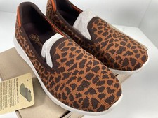 Waco Shoe Company EPIC STRETCH GIRAFFE Womens Shoes 7 D Wide New in Box NIB