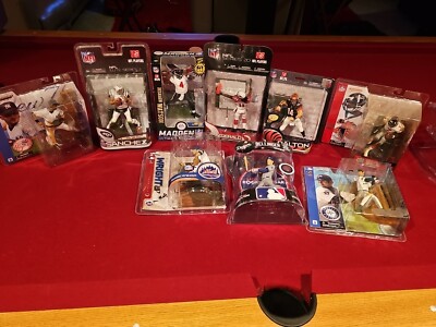 MCFARLANE NFL MlB 9 Lot JETER, VICK, DALTON, BELLINGER, WATSON, DAVID WRIGHT, 
