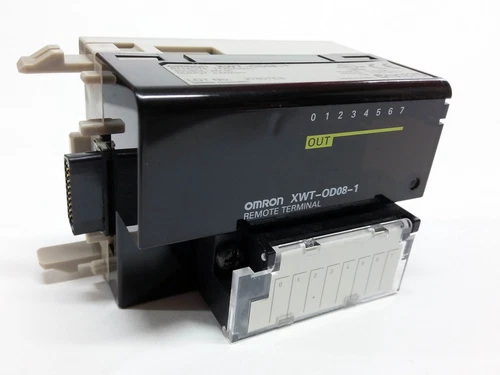 OMRON XWT-OD08-1 Remote Terminal Output Module 8-inputs PNP 0,5A Smart Slave 