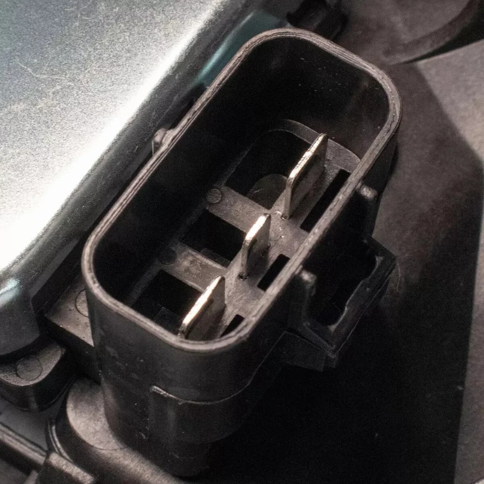 Conjunto de ventilador de refrigeración del radiador del motor Toyota Sienna 2017-2020 TO3115200 Foto 3 de 3