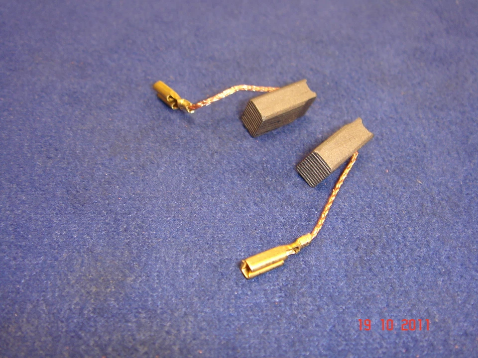 Bosch Carbon Brushes Drill GWB 10 RE GSG 300 PMS 400 PE 5mm x 8mm x 12.5mm 239