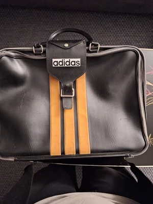 SAC ADIDAS VINTAGE 70s - MADE IN FRANCE - ÉTAT NEUF (DEADSTOCK) - Photo 1/4