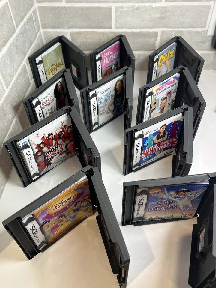 Nintendo DS BUNDLE of 10 Games - Cib- VG - Tangled - Catz - I Love horses - Dora - Image 4 of 4