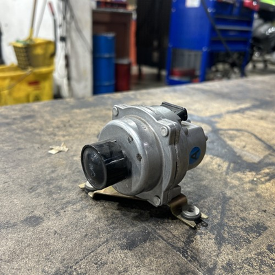 #ad #ad 450SL 450SLC 450SE 450SEL PRESSURE AIR VALVE 0280100122 0035427817 $700.00