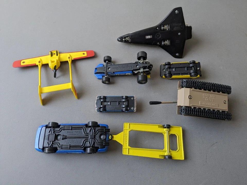 CORGI TOYS ^^^^ AUTOS ^^^^ FLUGZEUGE ^^^^ PANZER ^^^^ 8 TEILE ^^^^ SELTEN - Bild 3 von 3